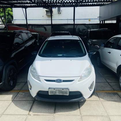 FORD FIESTA 1.6 SE HATCH 16V FLEX 4P MANUAL